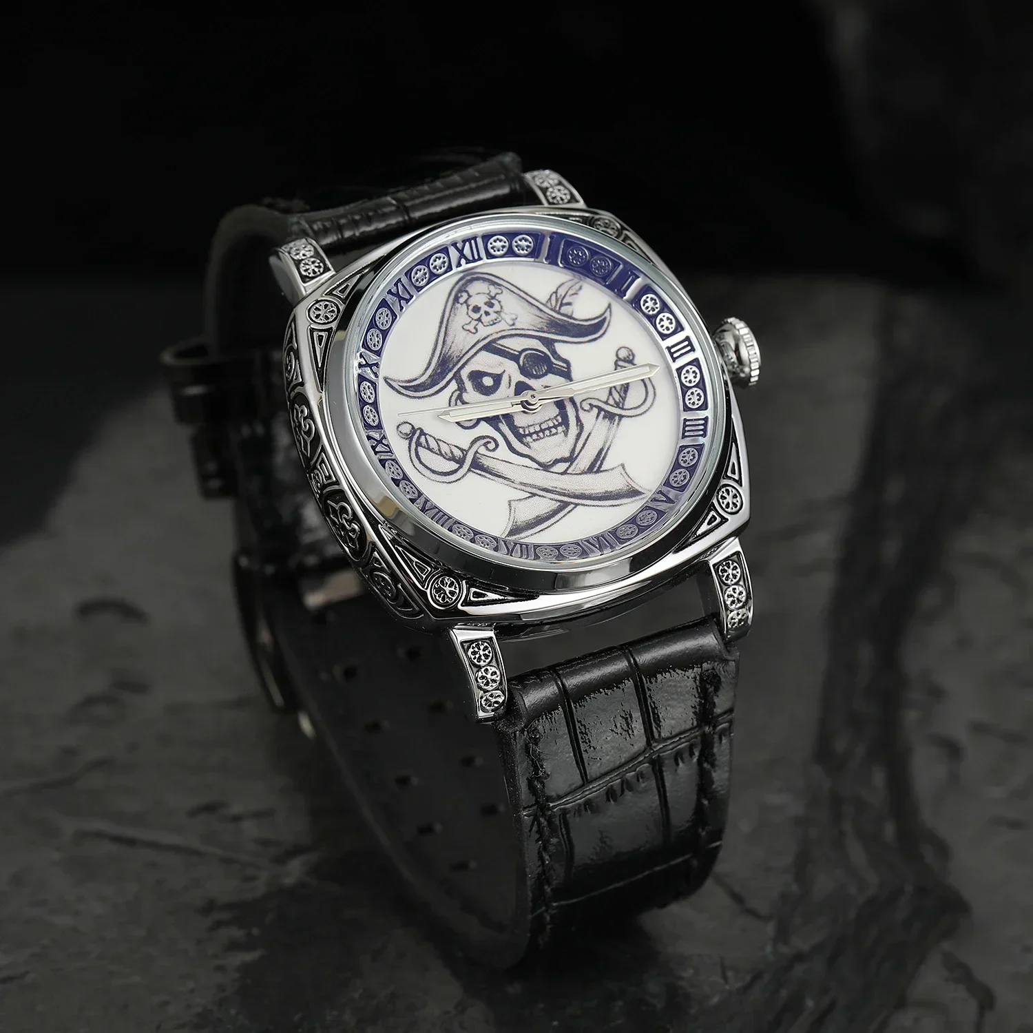 NEW Forsining Top Brand Mechanical Male Wristwatch Square Engraved Vintage Pirate Leather Strap Luminous Hands Men Watch 4
