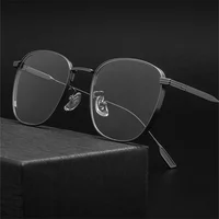 88005Ultralight Pure Titanium Round Anti Blue Light Reading Glasses for Men and Women Professional Customized Presbyopia Glasses 1