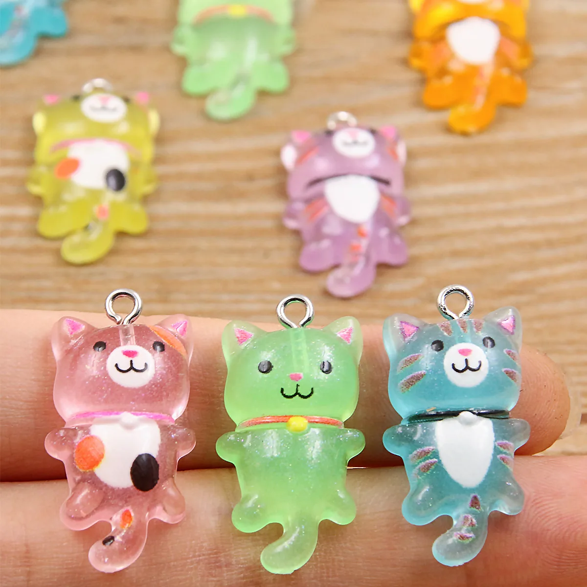 10pcs Mixed Cartoon Cute Cat Design Charms 3D Luminous Resin Animal Pendants For DIY Bracelet Necklace Jewelry Making Accessory