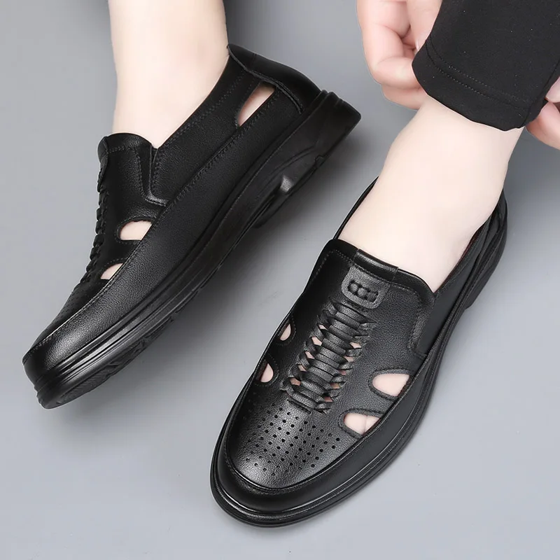 

Brand Men's Summer Sandals New Leather Hollow Men's Sandals Breathable Casual Shoes Non-slip Hole Shoes Beach Shoes sandals