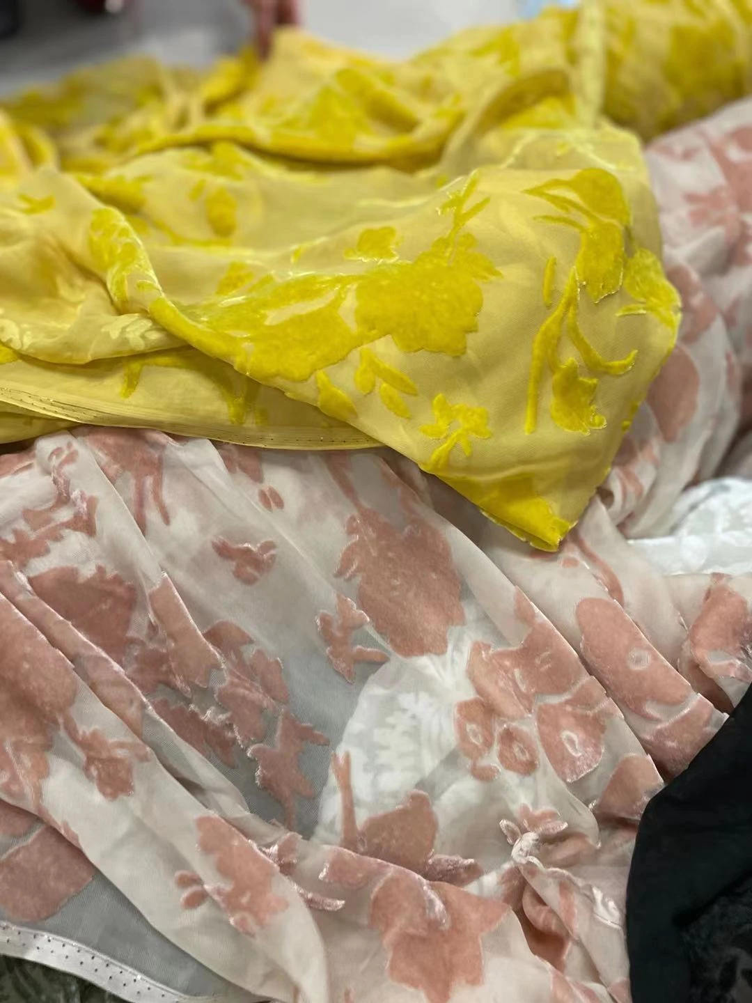 Silk Etchedout Velvet Fabric New Velvet Jacquard Cheongsam Dress