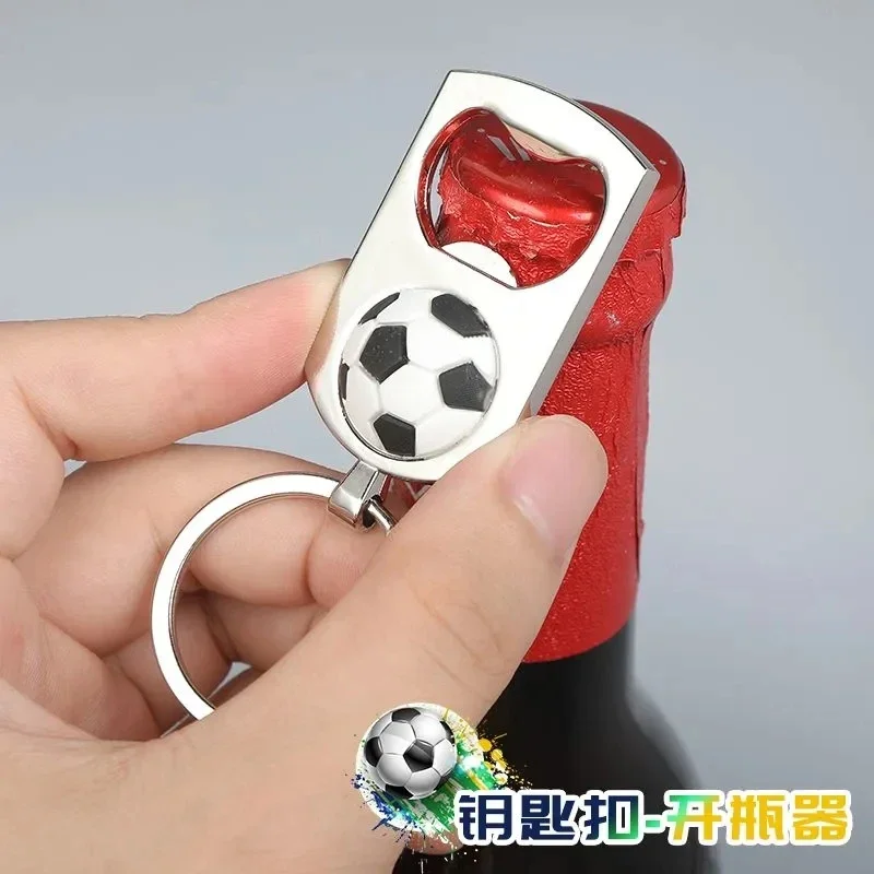 LABRIMP 5pezzi Apribottiglie Portachiavi Metallo Forma Di Calcio Per Feste E Bar Accessori Compatti E Resistenti Per Amanti Della Birra Per Eventi Sportivi - Foto 4