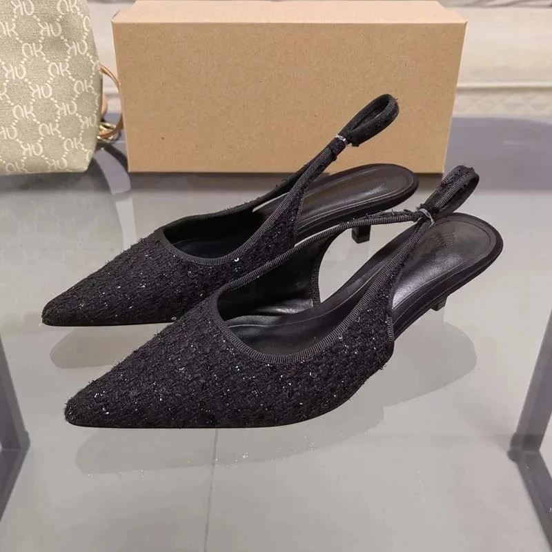 

Женские туфли-лодочки на шпильке, с острым носком