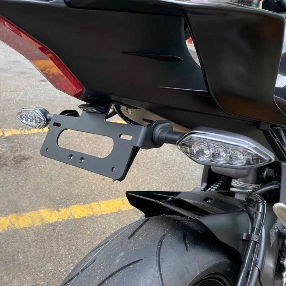Fanale Porta Targa Posteriore Per Moto - Cromato, Omologato, Con Luce Di Stop, Universale Per Scooter, Dirt Bike, Sportive