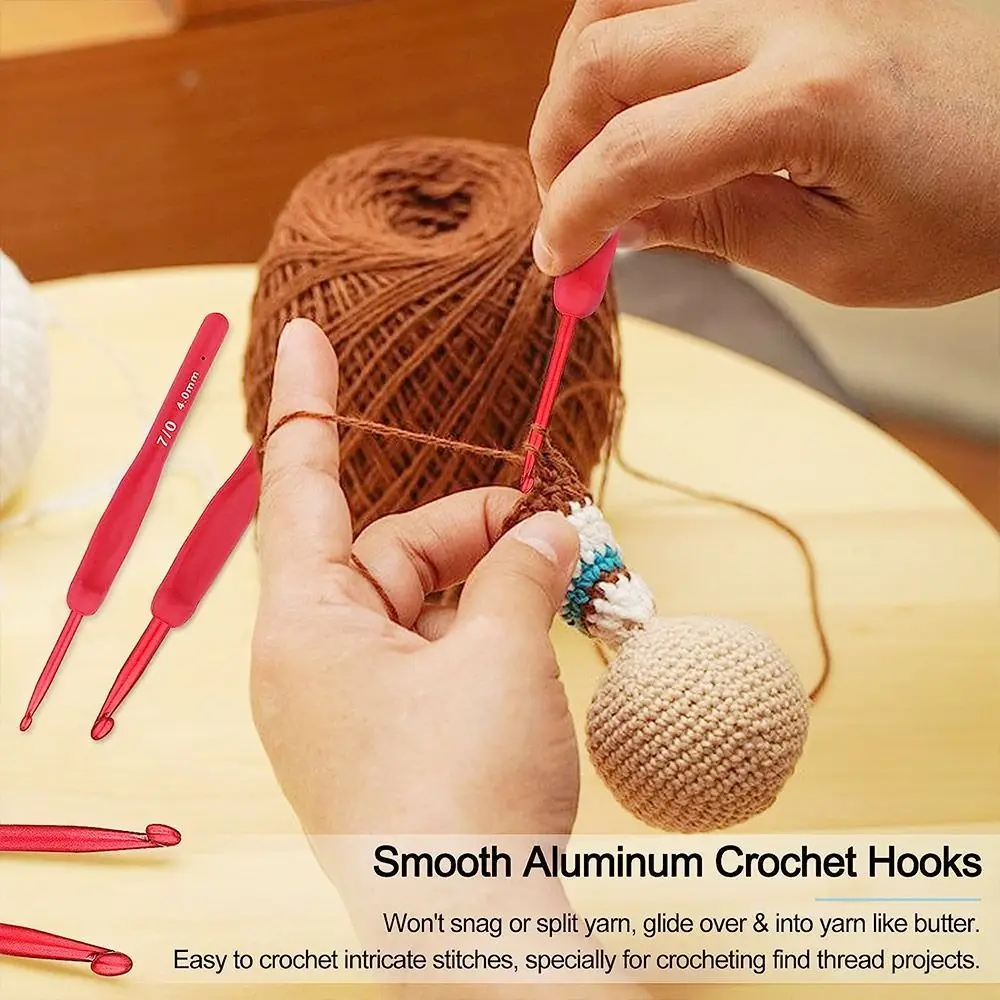Red Aluminum Crochet Hooks with Silicone Handles for Knitting