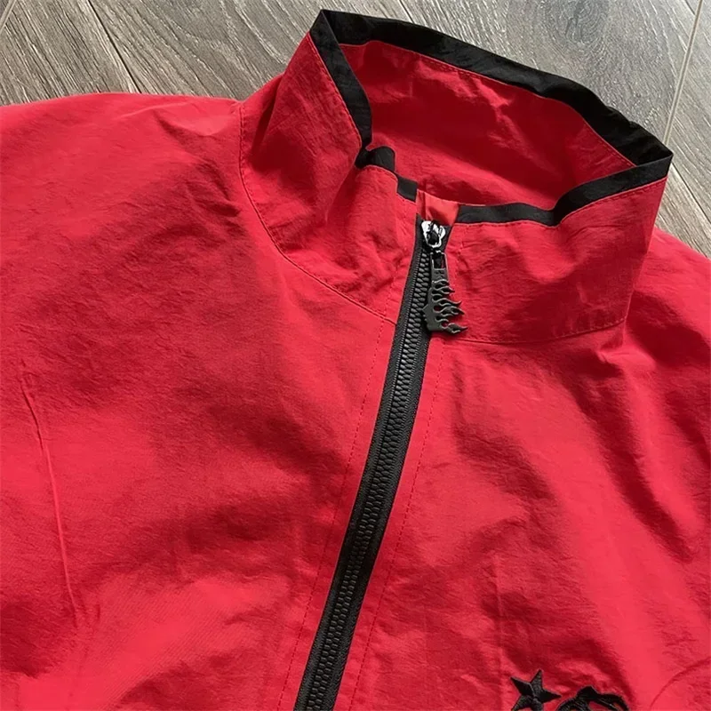 

2024ss Oversized Jacket Men Women 1:1 Best Quality Embroidered Logo Red Jacket