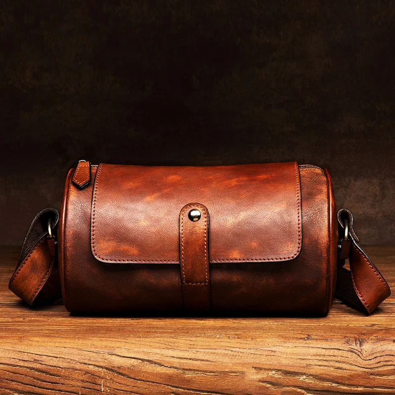 

Luxury men and women vegetable tanned leather crossbody bag leather shoulder bag leather casual fashion cylinder satchel