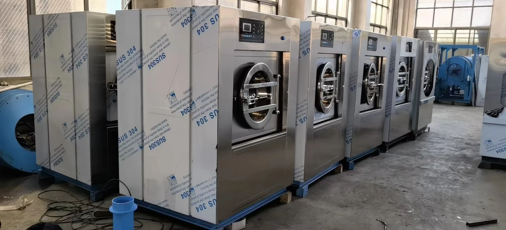 Industrial 50kg 1900*1750*1500 Automatic Laundry Washing Machine 520/Lt 4