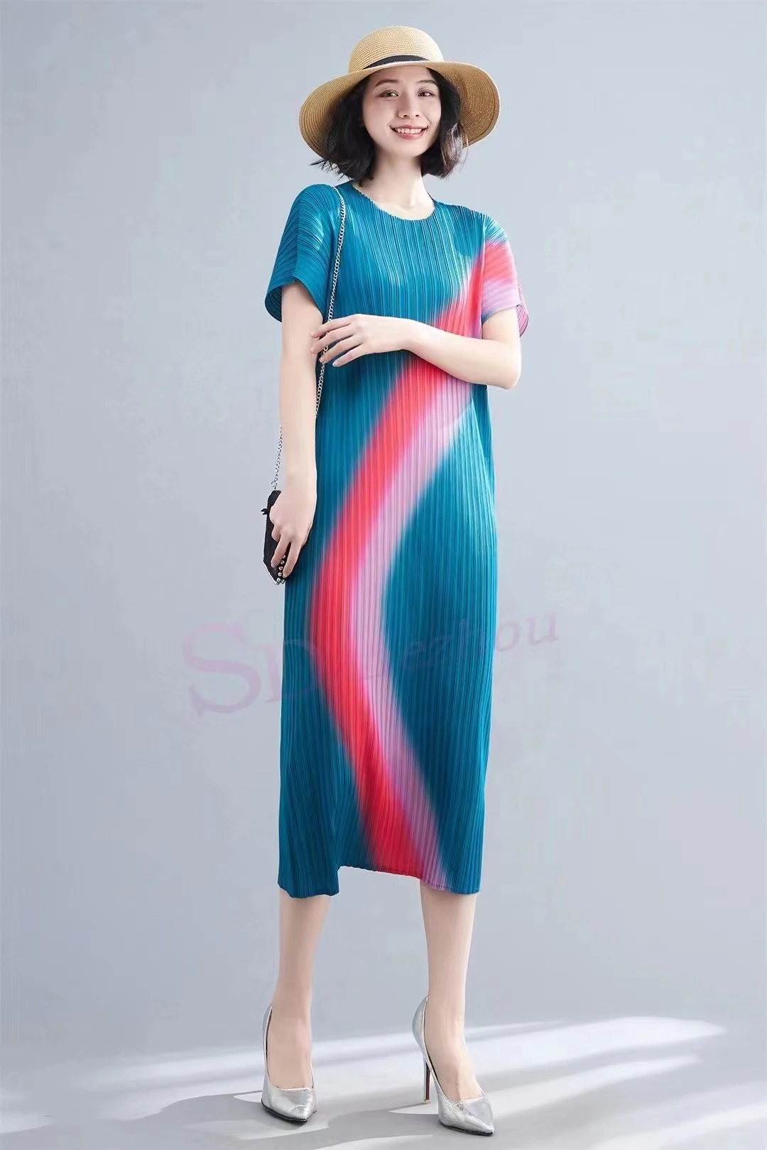 

HOT SELLING Miyake fold fashion short sleeve fashion o-neck Gradient Color lacing dress IN STOCK