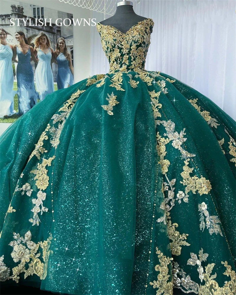 

Green Sweetheart Quinceanera Dresses Ball Gown Gold Appliques Sweet 15 Vestidos De XV Años Sparkly Tulle Birthday Party Gowns