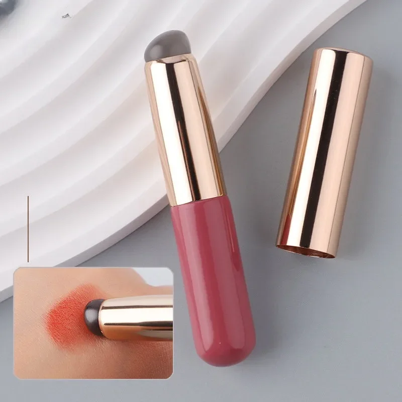 

Upgrade with Cover Silicone Angled Concealer Brush Like Fingertips Q Soft New Portable Round Head Lip Brush Lipstick Makeup Tool