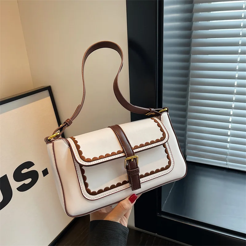 

Retro Women's Shoulder Bag Fashion Advanced Stripe Design Crossbody Bags for Woman Casual Versatile Commuter Underarm Handbag