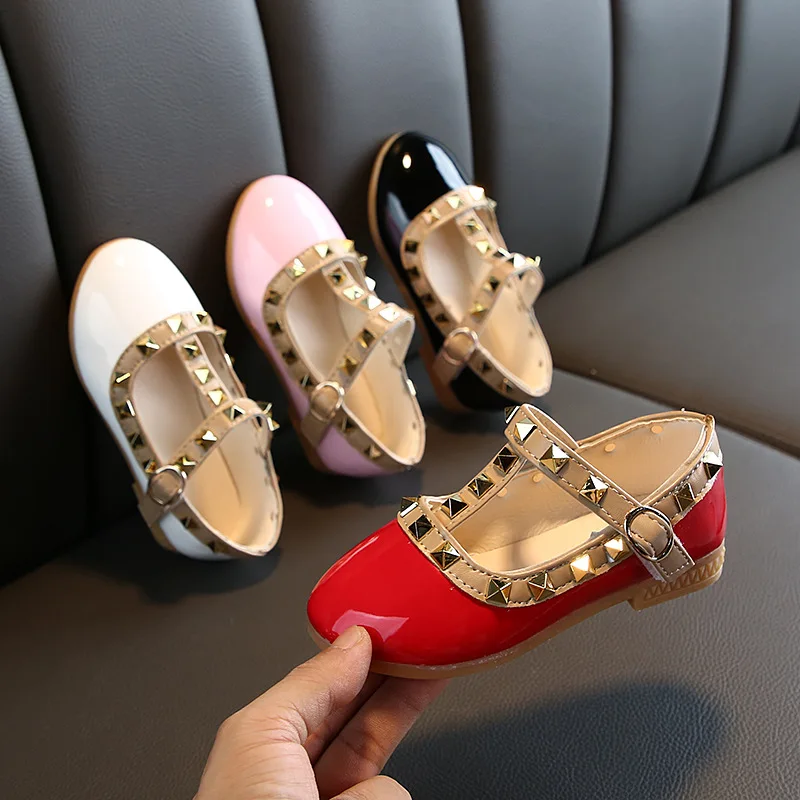 

New Girls Sandals Rivets Single Shoes Kids Leather Shoes children nude sandal toddler Girls Princess Flat Dance Shoes