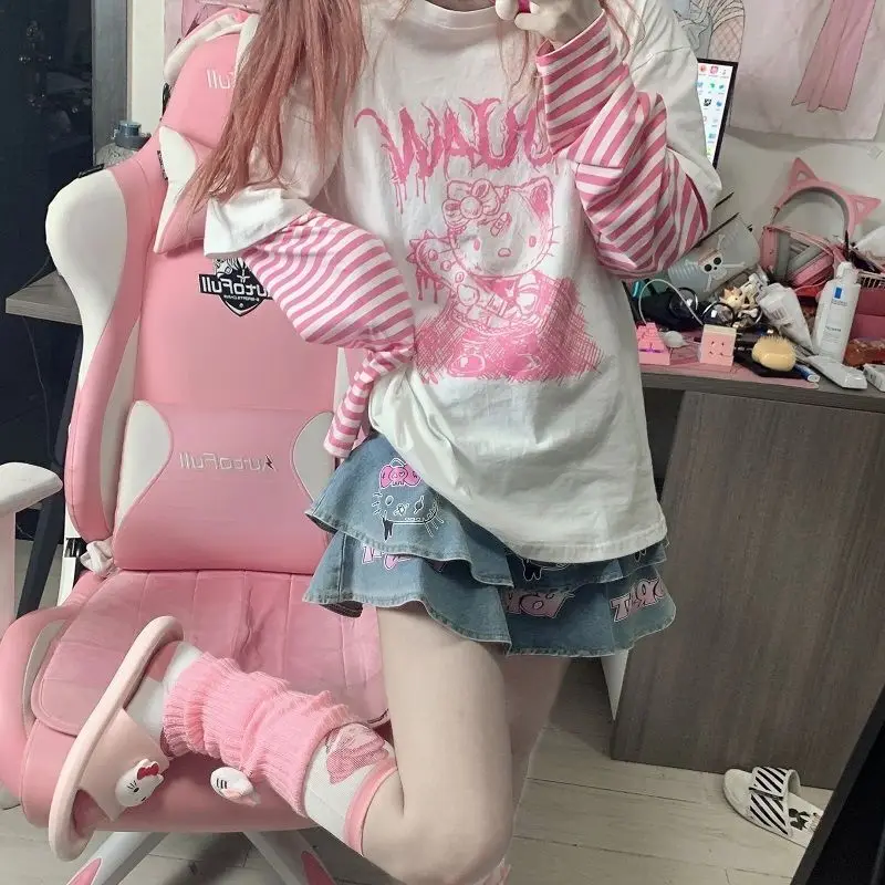 hello kitty goth outfits