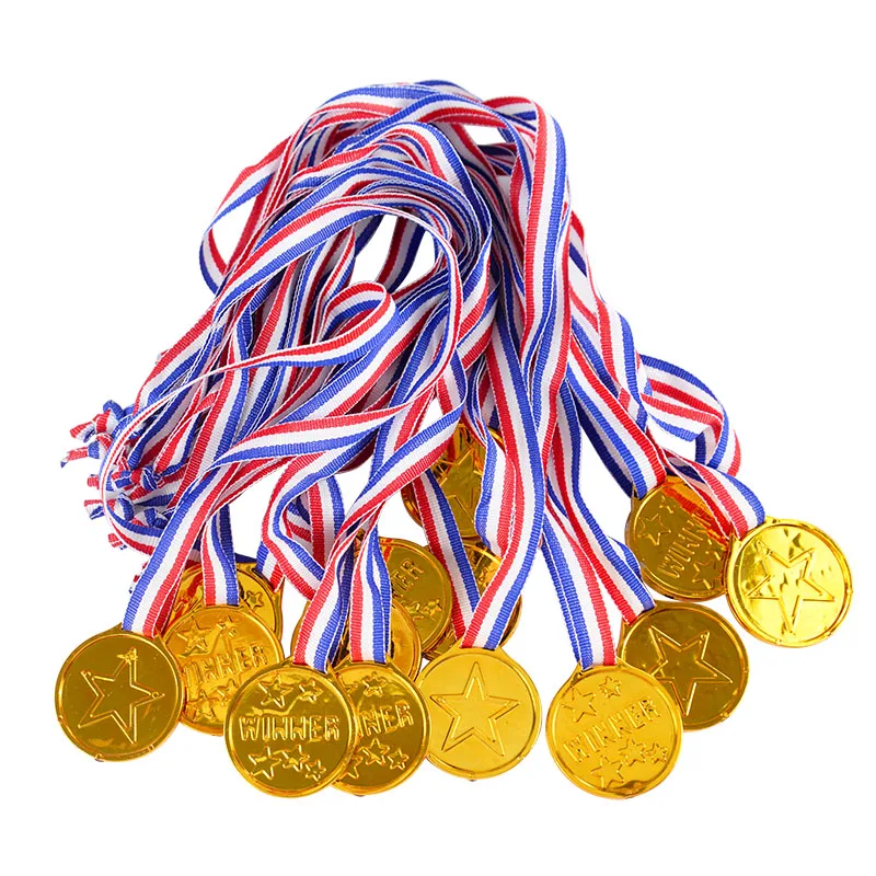 10/20Pcs Gold Winner Award Plastic Medals Kids Birthday Party Favors Sports Game Prize Toys Soccer Football Party Pinata Filler