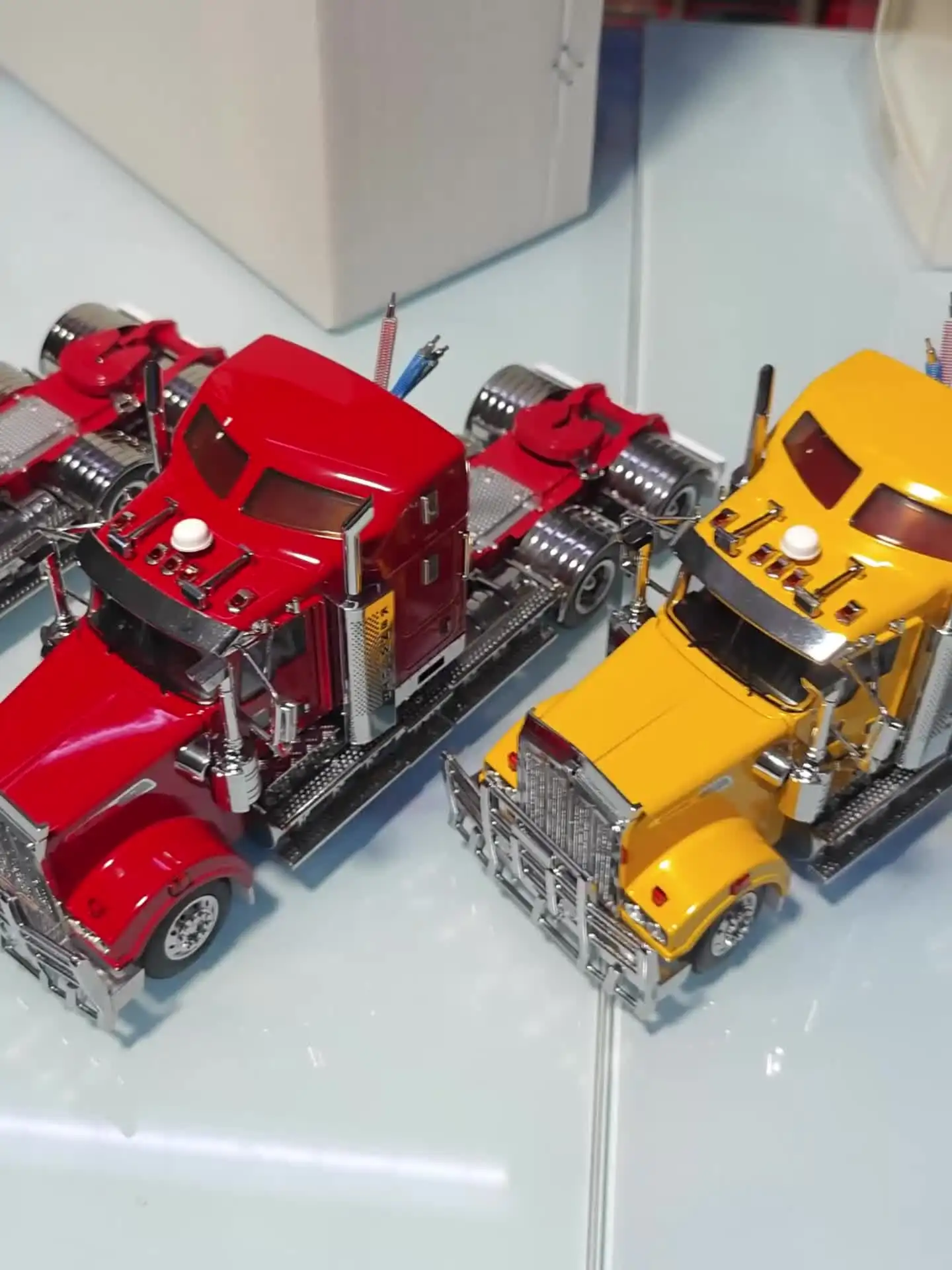 Kenworth T909 Tractor Truck Australian Trailer Metal Scale Model