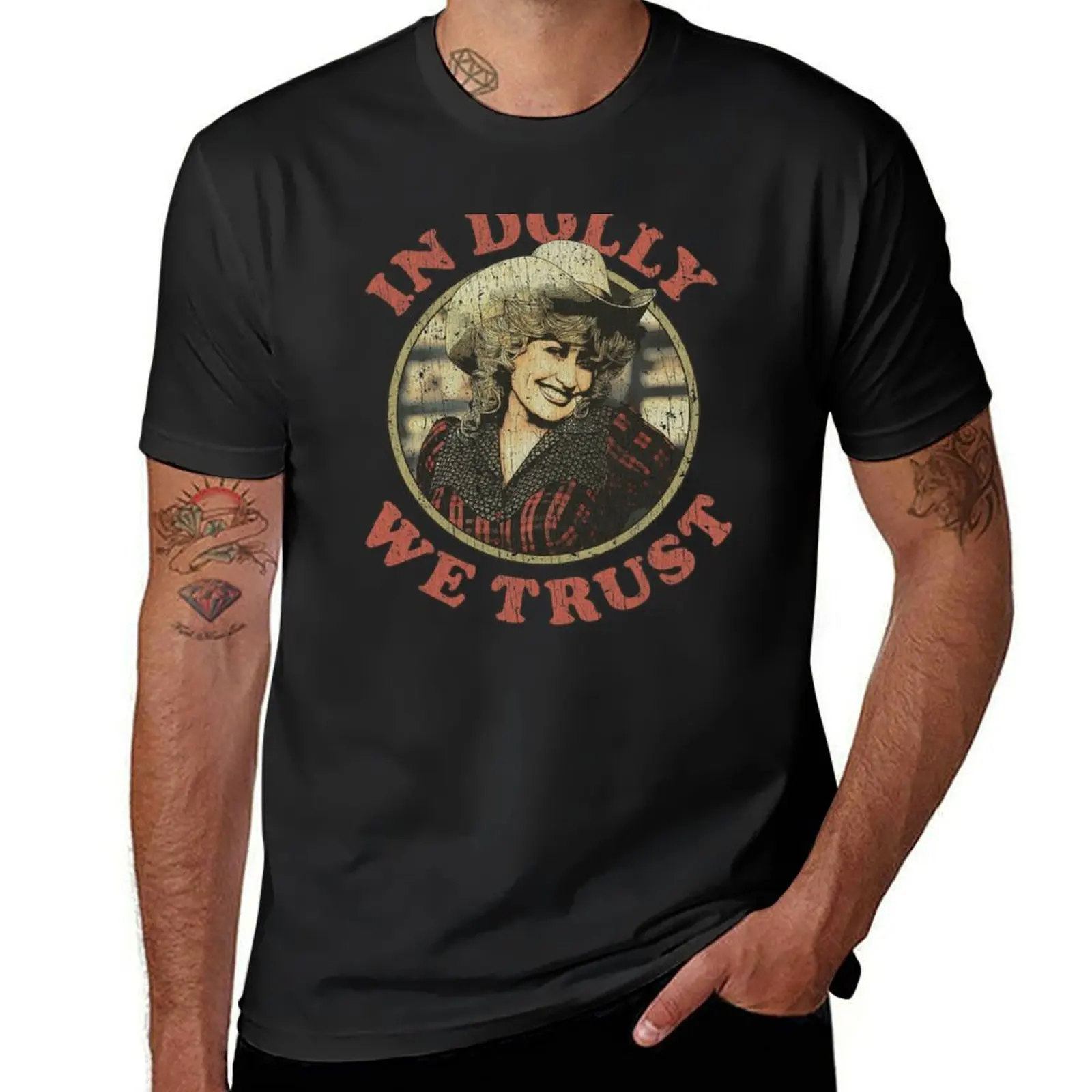 

In Dolly We Trust 1984 T-Shirt plus size tops tees fruit of the loom mens t shirts