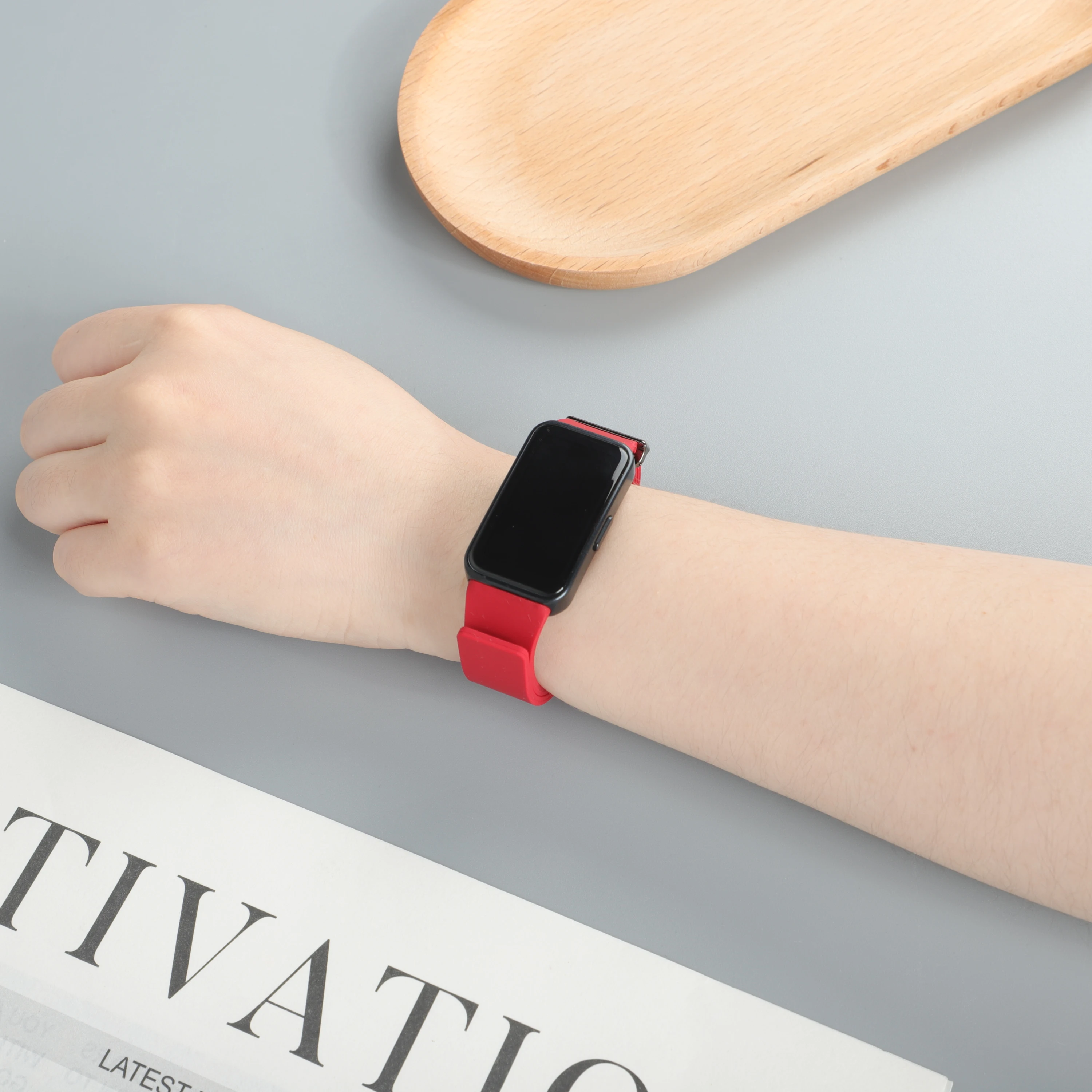 Magnetic Sport Silicone Loop Bracelet Strap - Universal Fitness Band Accessory