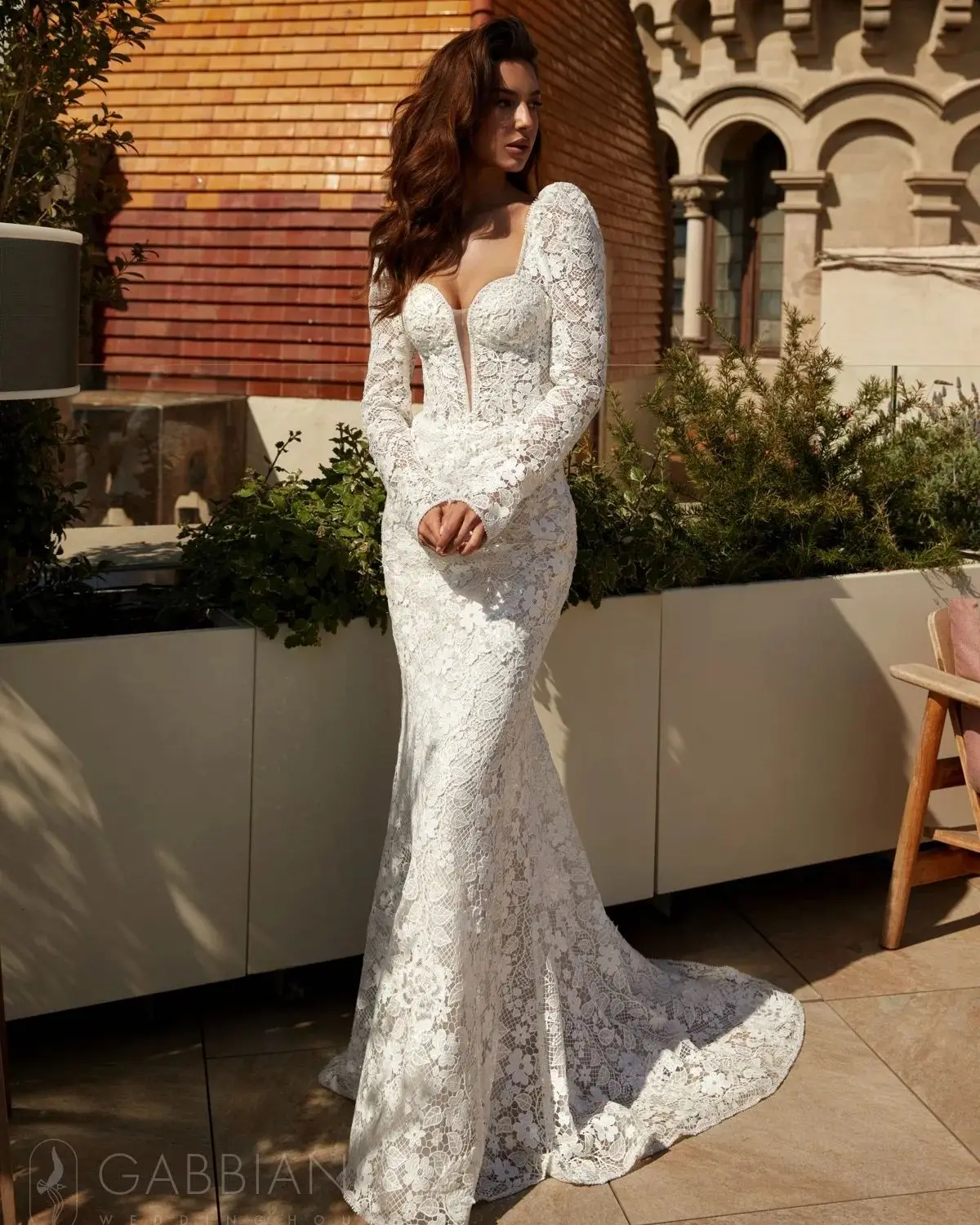 

Gorgerous Mermaid Wedding Dresses Luxury Lace Sweetheart Bridal Gowns Vintage Beads Long Sleeves Sweep Train Vestidos De Mariee