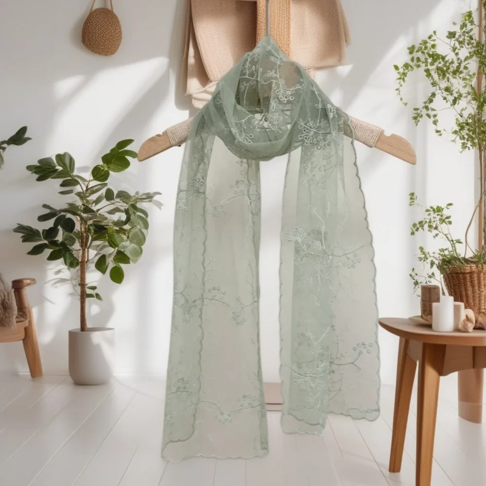 Fashion Women's Lace Scarf Retro Long Sunscreen Shawl Korean Version Embroidered Flower Female Headscarf Nice Gift