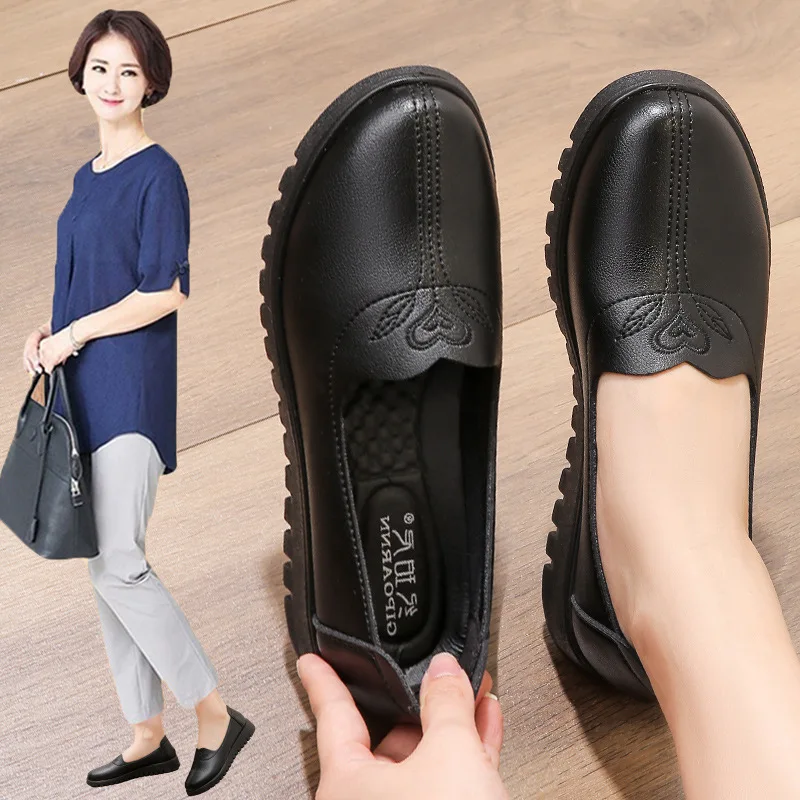 Autumn new fashion casual slip on women flat shoes Women's PU Leather Work shoes mother's single Shoes grandma
