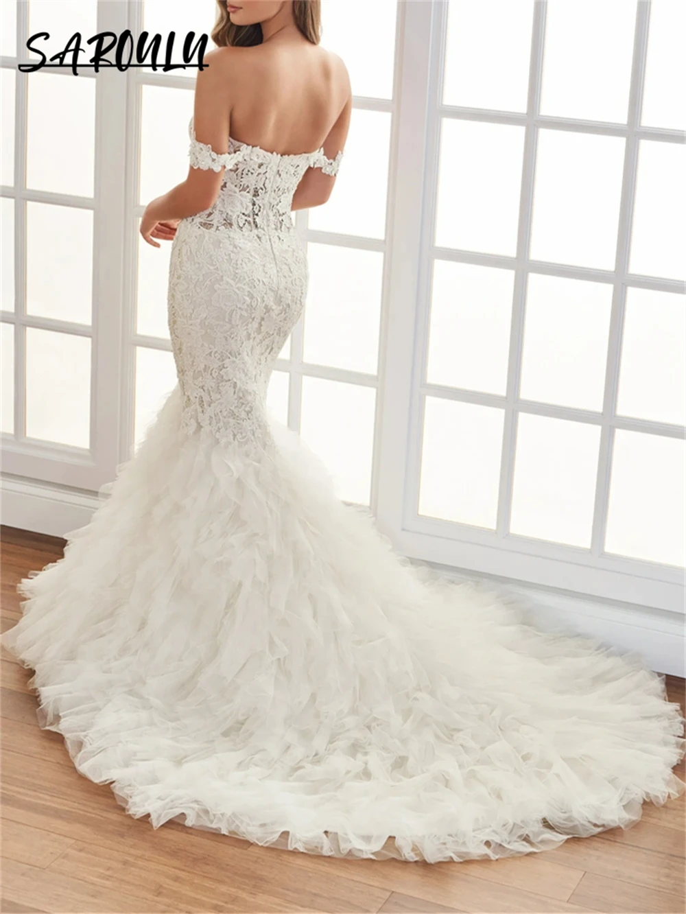 Рисунок 2 - Женский кружевной корсет с открытыми