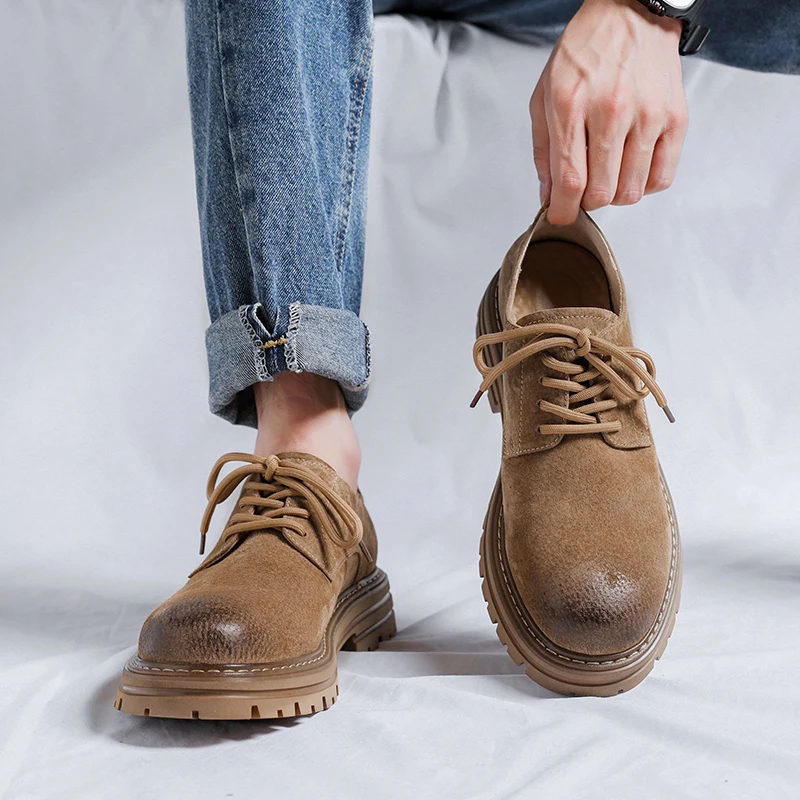 2026 Spring Outdoor Quality Mens Retro Style Casual Shoes Suede Oxford Wear Resistant Round Toe Casual Shoes Hiking Travel Shoes