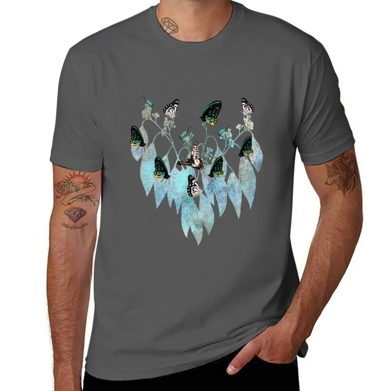 

Butterflies Dancing on Leaves T-shirt vintage cute tops black t shirts for men