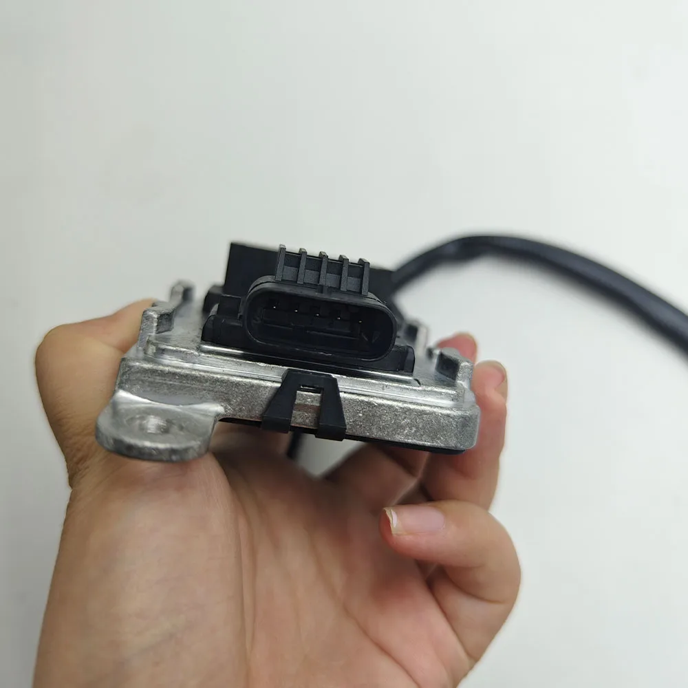 A000905811 A0009053109 A0009054604 A0009057208 Nitrogen Oxygen NOx Sensor High Quality Chip For Benz C205 S205 C257 A238 C238 4