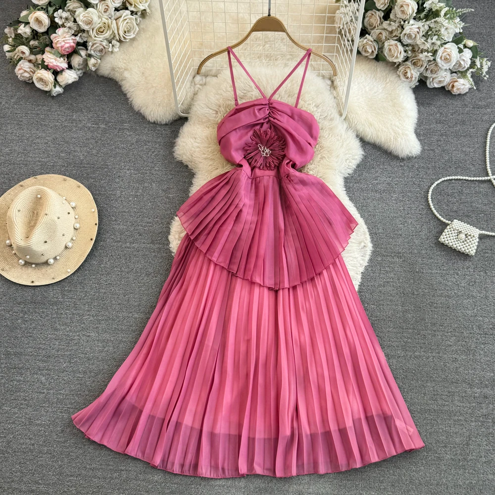 

Clothland Women Sexy Halter Pleated Dress Flower Patchwork Zipper Sleeveless Backless Beach Wear Midi Dresses Mujer QD219