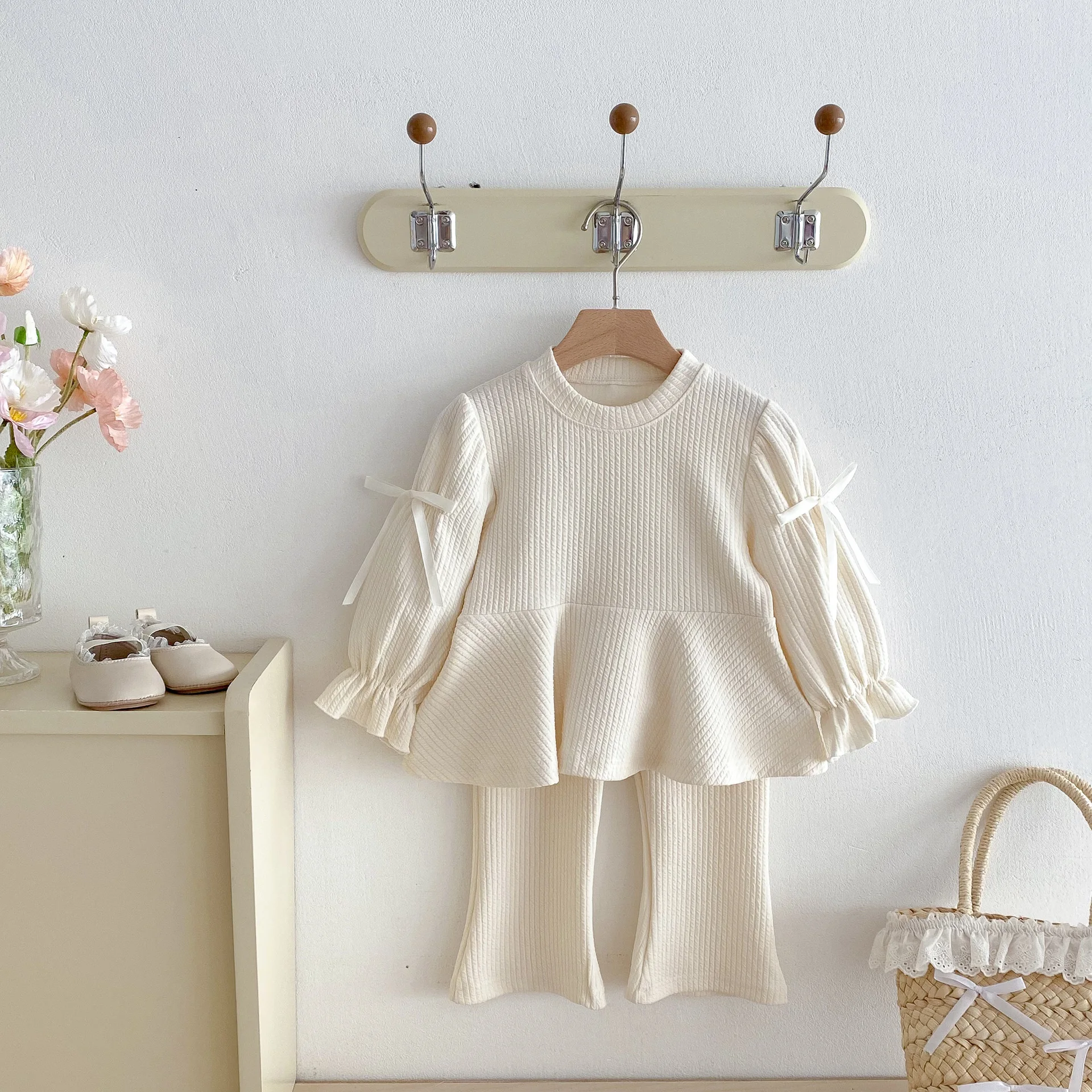 Slide image b4ffaa634915406cb26ca65e38a76551