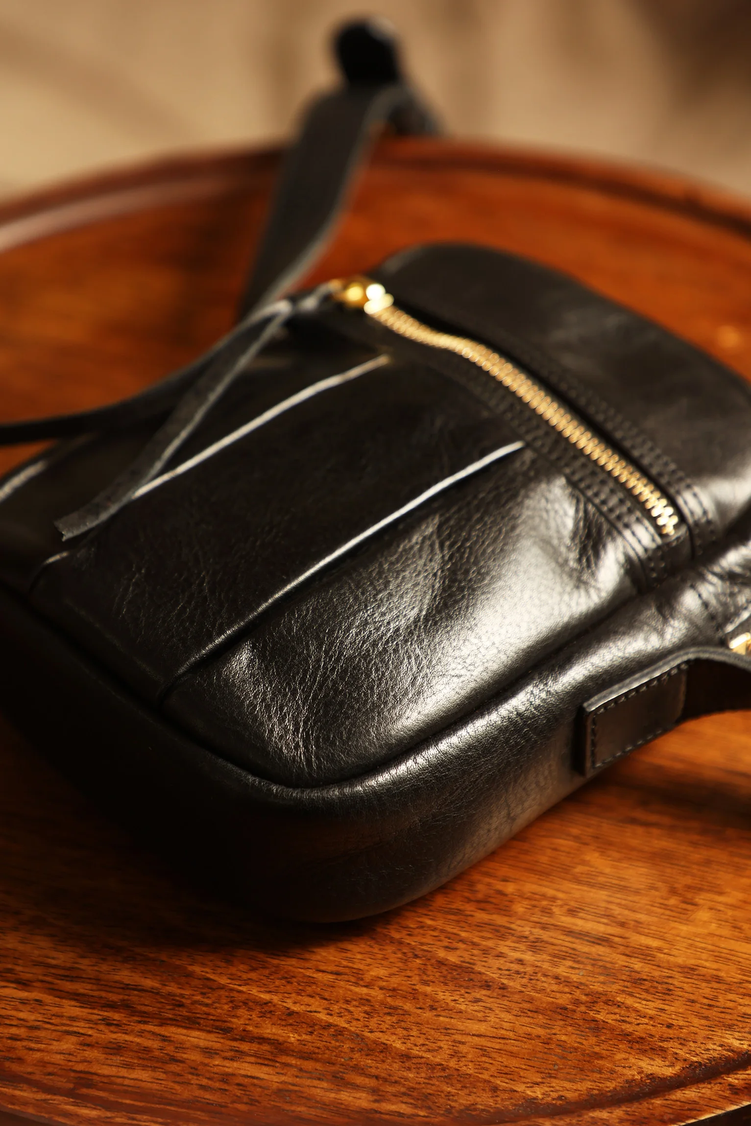 Lässige, tägliche Modedesigner, pflanzlich gegerbtes Rindsleder, kleine Umhängetasche für Herren und Damen, echtes Leder, Handy-Umhängetasche – Detail 28