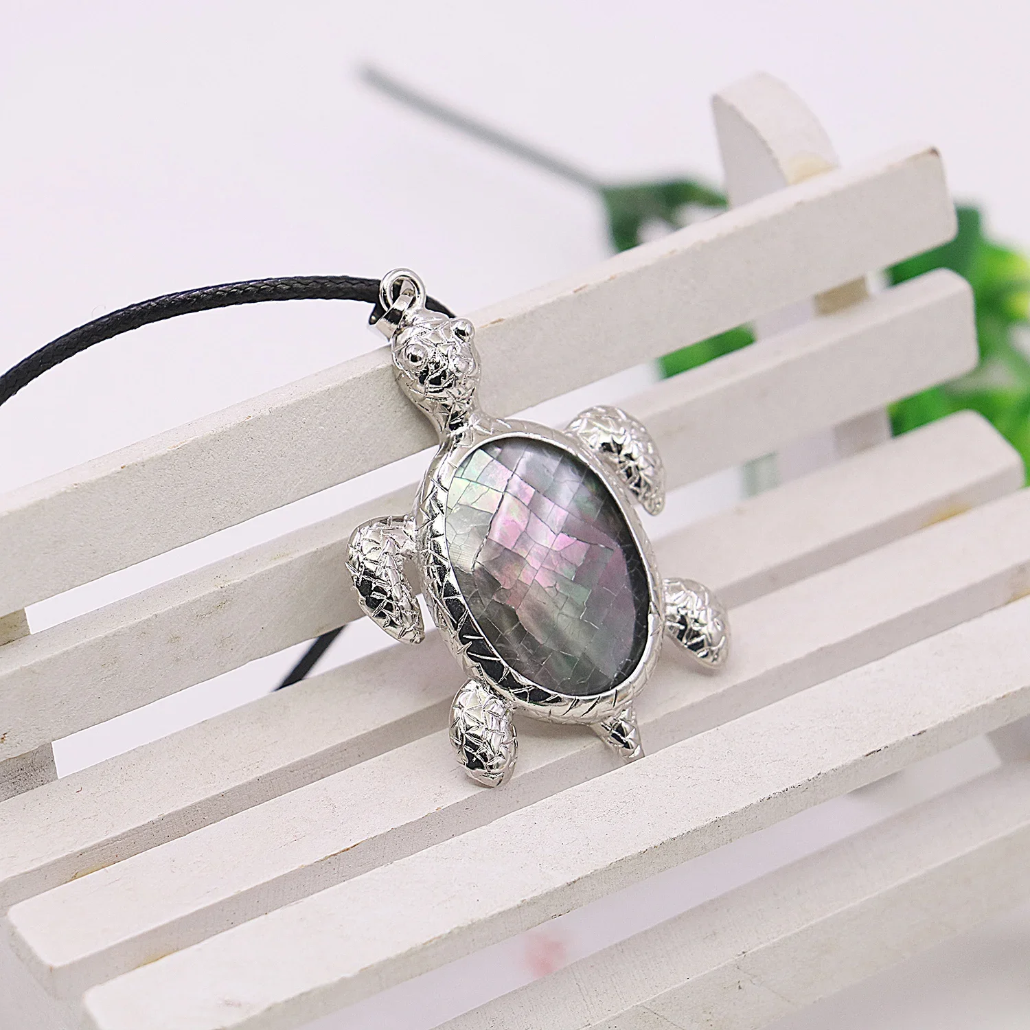 32x45mm Natural Multicolor Alloy Sea Shell Animal Necklace Pendant, Unisex Jewelry Accessory/Personalized Lucky Turtle-Shaped