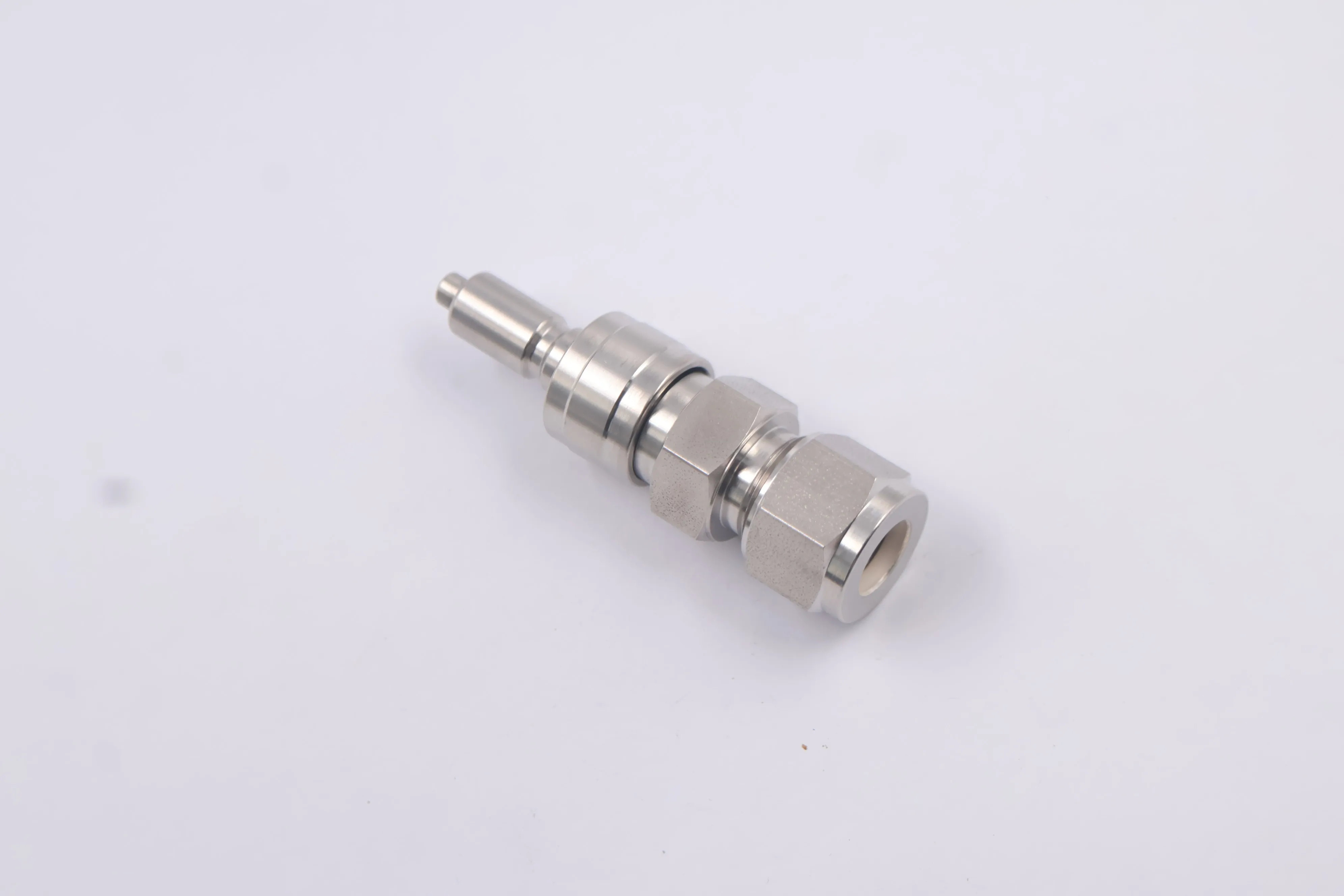 SS-QC4-D-6M0,Stainless Steel Instrumentation Quick Connect Stem with Valve,0.2 Cv,6mm Tube Fitting,Can Combination with Swagelok