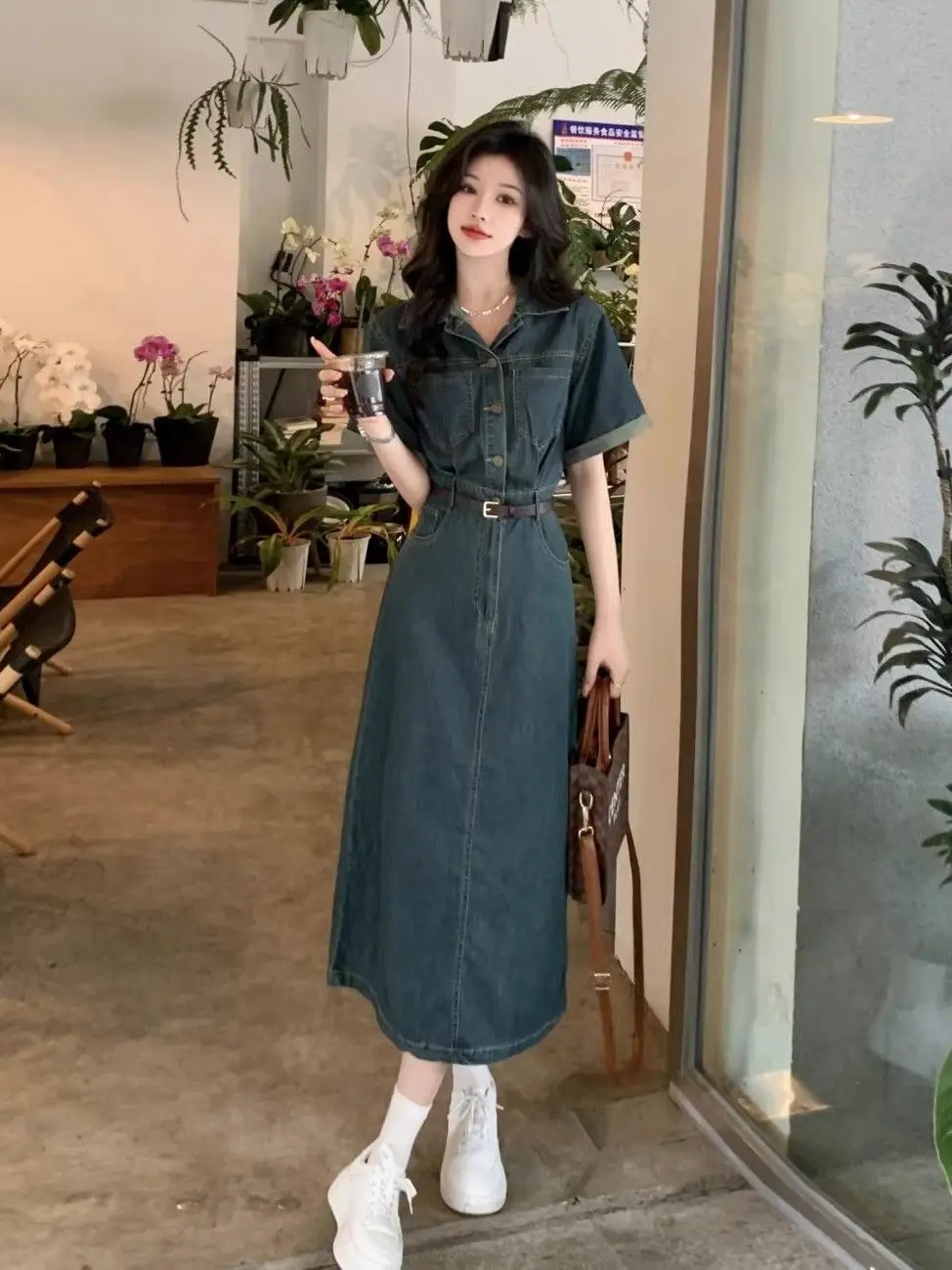 

Vintage denim dress women summer new French niche design sense of small temperament Hong Kong style long skirt 2024