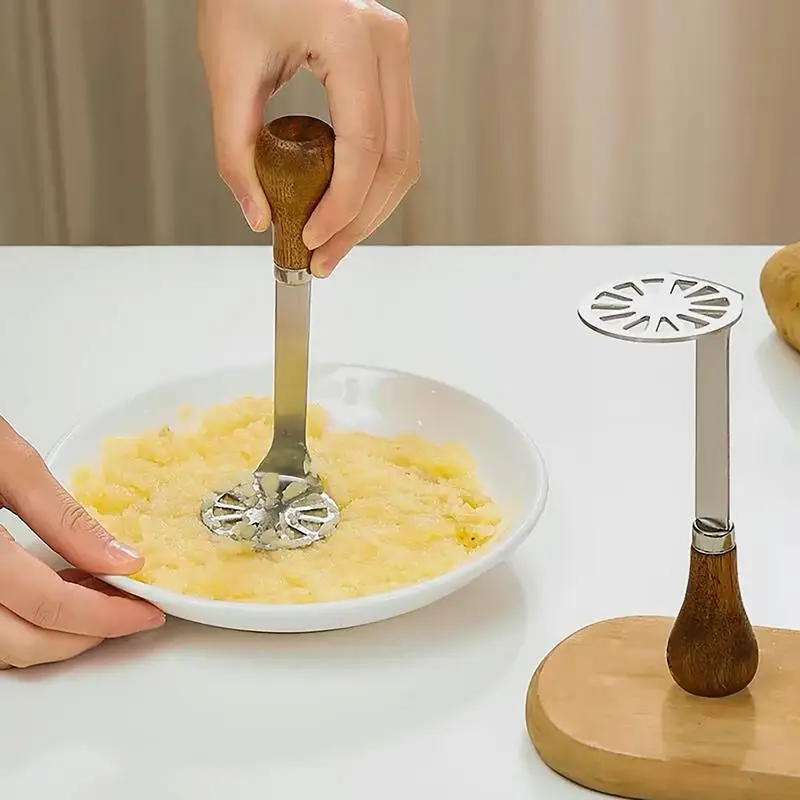 Food Masher Efficient Kitchen Cookware Tool Vegetable and Fruit Masher Kitchen Utensil Suitable for Bananas Eggs Potatoes