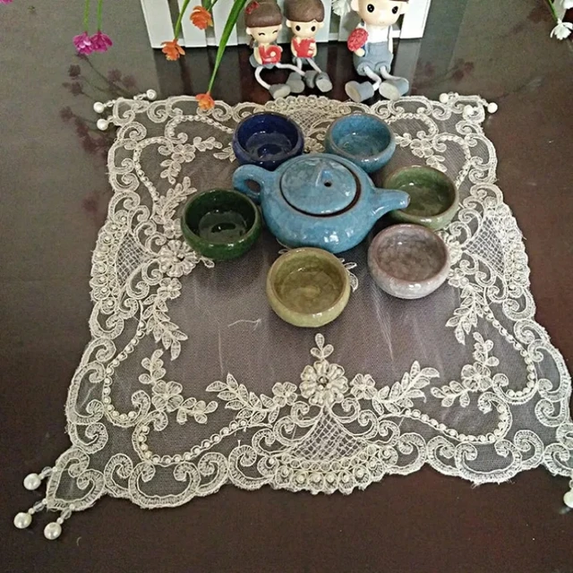 Piazza 38 centimetri stile Europeo Coaster Isolamento Tessuto Posto Zerbino In Rilievo Ricamato Tè Set Piatto di Frutta Vaso Pad Da Pranzo zerbino Da Tavolo 5