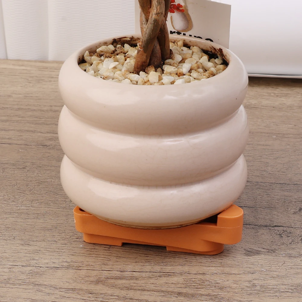 Description Picture 6 of item10/5PCS Pot Trays Plant Flower Pot Feet Stand Invisible Risers Toes Lifters Triangle Ventilation Anti-rot Base Garden Supplies