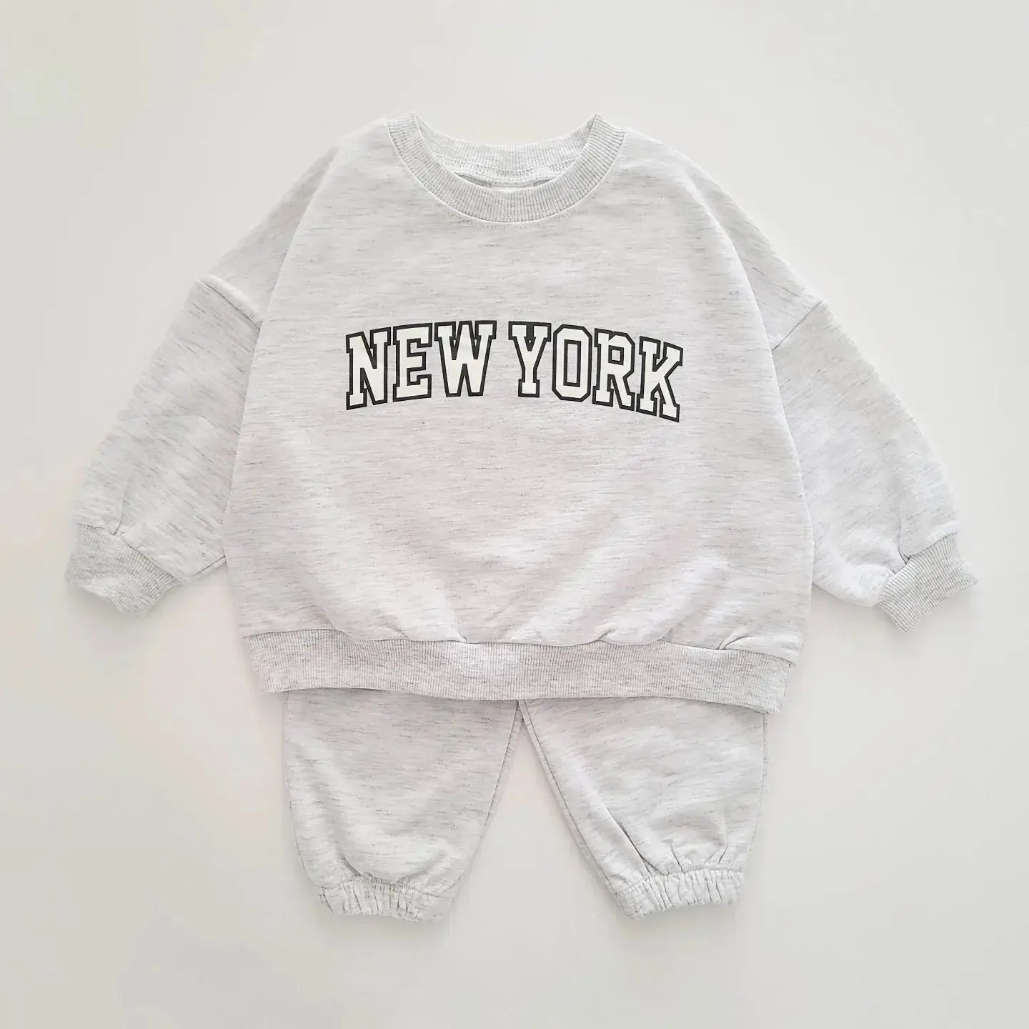 Kids Clothes Set Two Piece Set Baby Girl Clothing Set 2PCS Baby Boy Clothes Set Spring Autumn New York Printed Long Sleeved Top + pants Newborn Outfit Baby Girls Boys Clothes