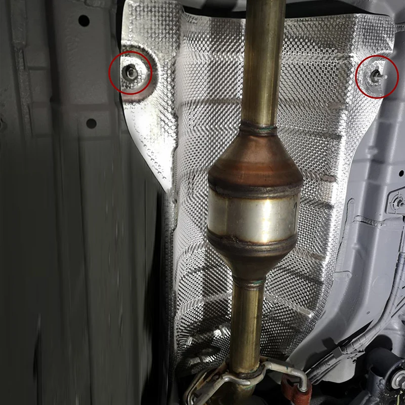 1x Embossed Aluminum Heat Shield Heat Shield Firewal Floor Pan Fuel Tank Silver Turbo Manifold Aluminum