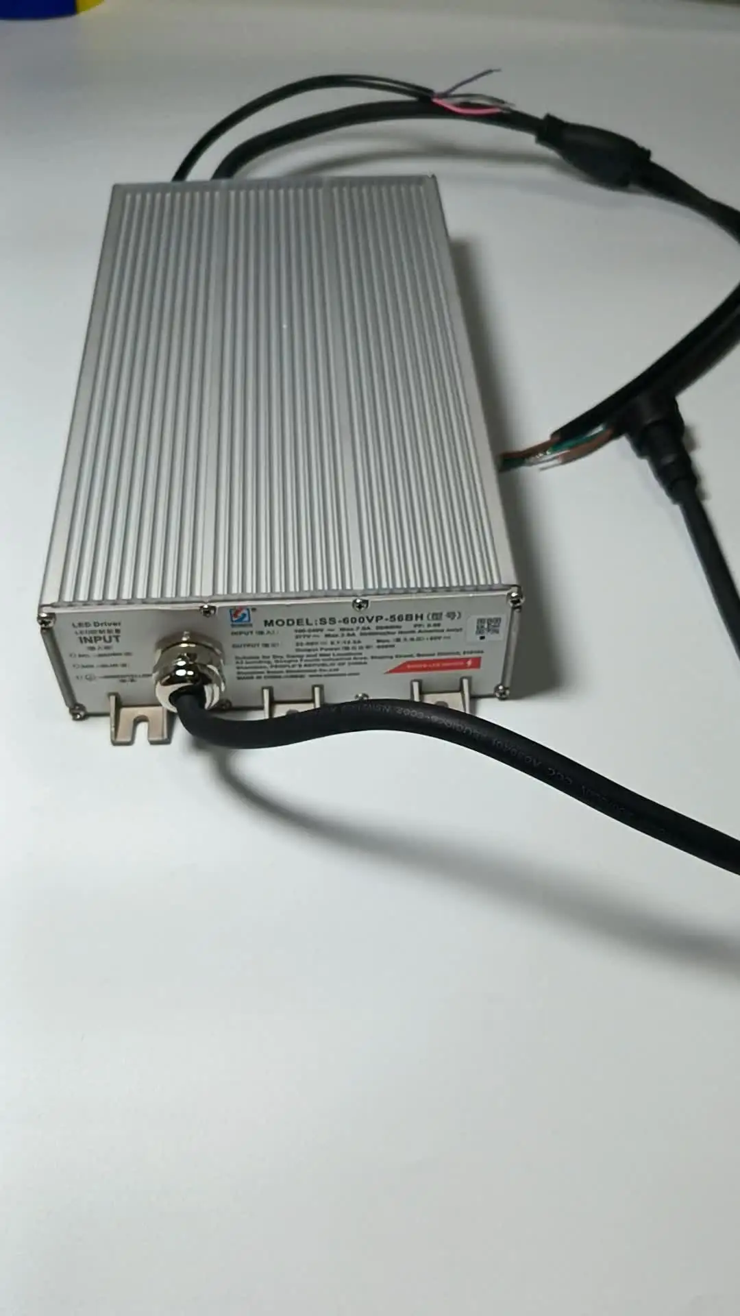 Светодиодный драйвер 600 Вт 22-56 В LM301H EVO Барный световой трансформатор Sonsen SS-600VP-56BH
