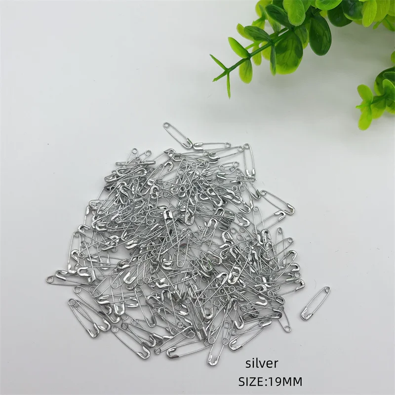 300Pcs Small Metal White Safety Pins 0.8 / 20mm White Gourd Pin AA7686