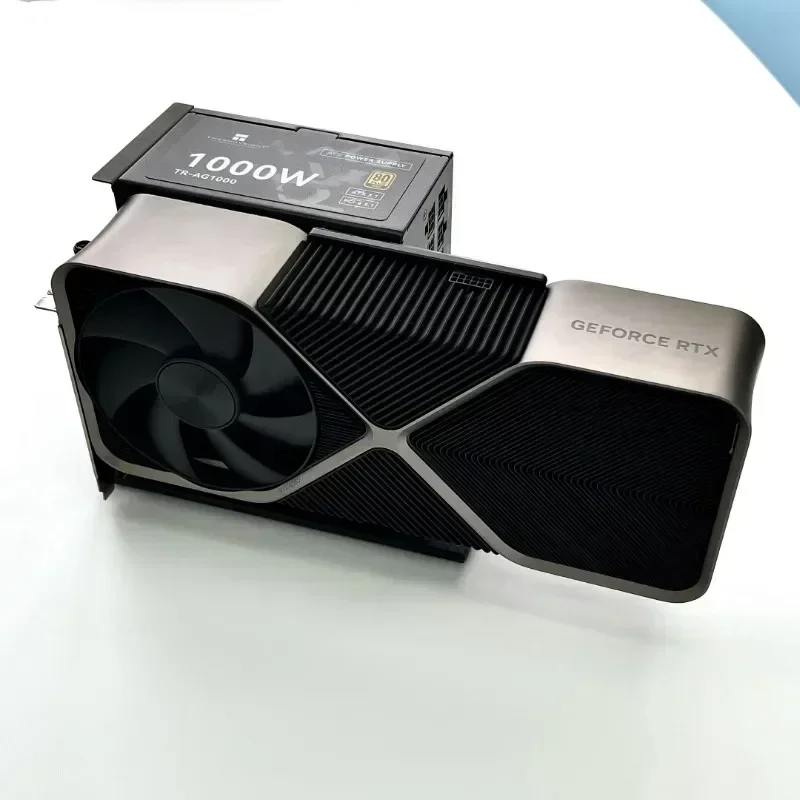 UT4G BK8 外部 EGPU アダプタ USB 4 Thunderbolt 4/3 TB3/TB4 から