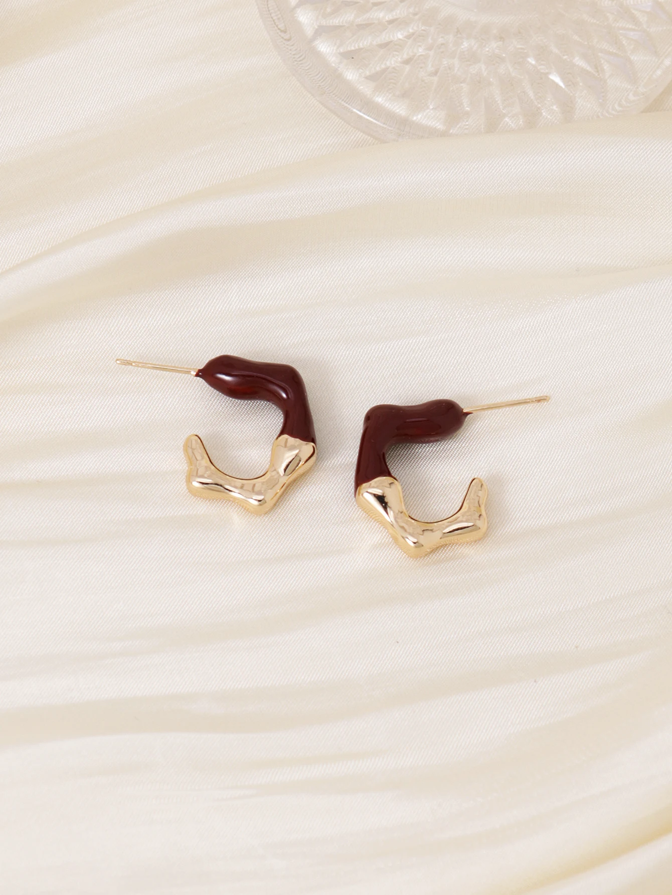 Geometric C-shaped Retro Red Brown Earrings