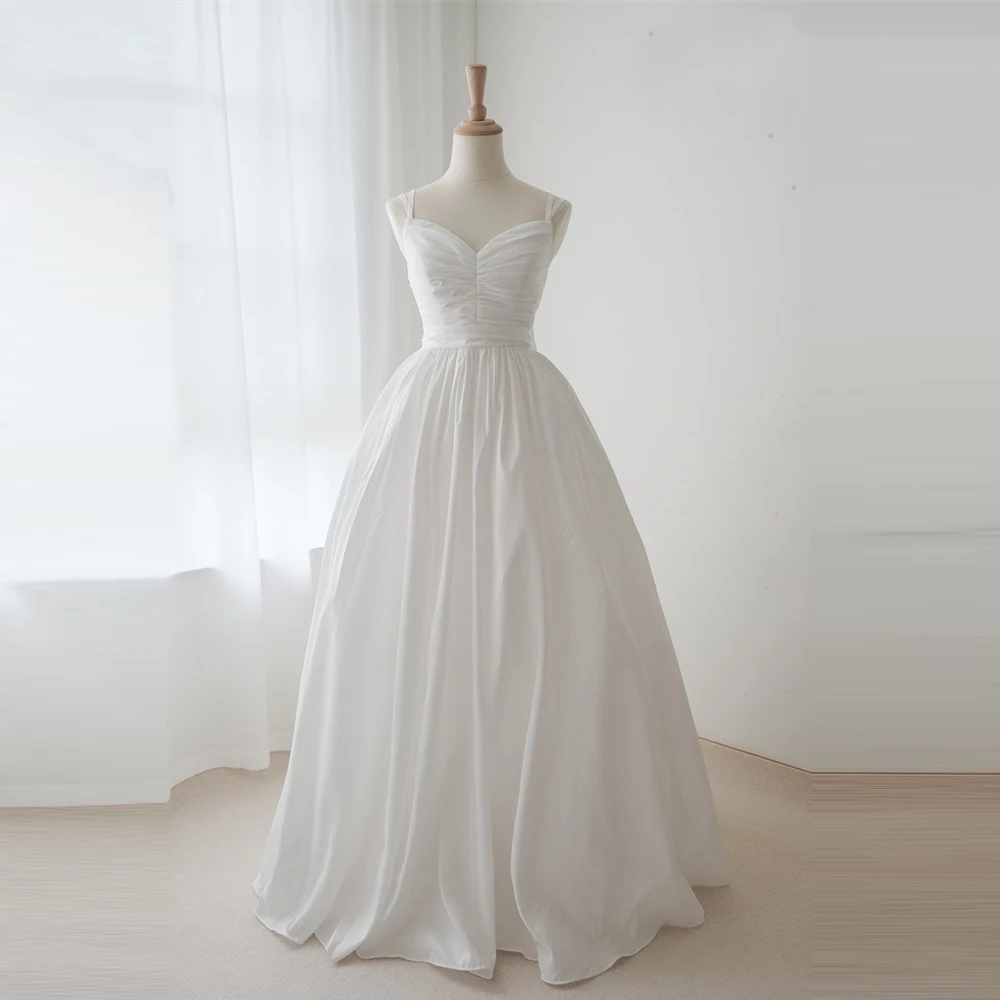 

Charming simple Wedding Dresses Spaghetti Straps White/Ivory Beach Bridal Gown A-line V-neck satin ball gown