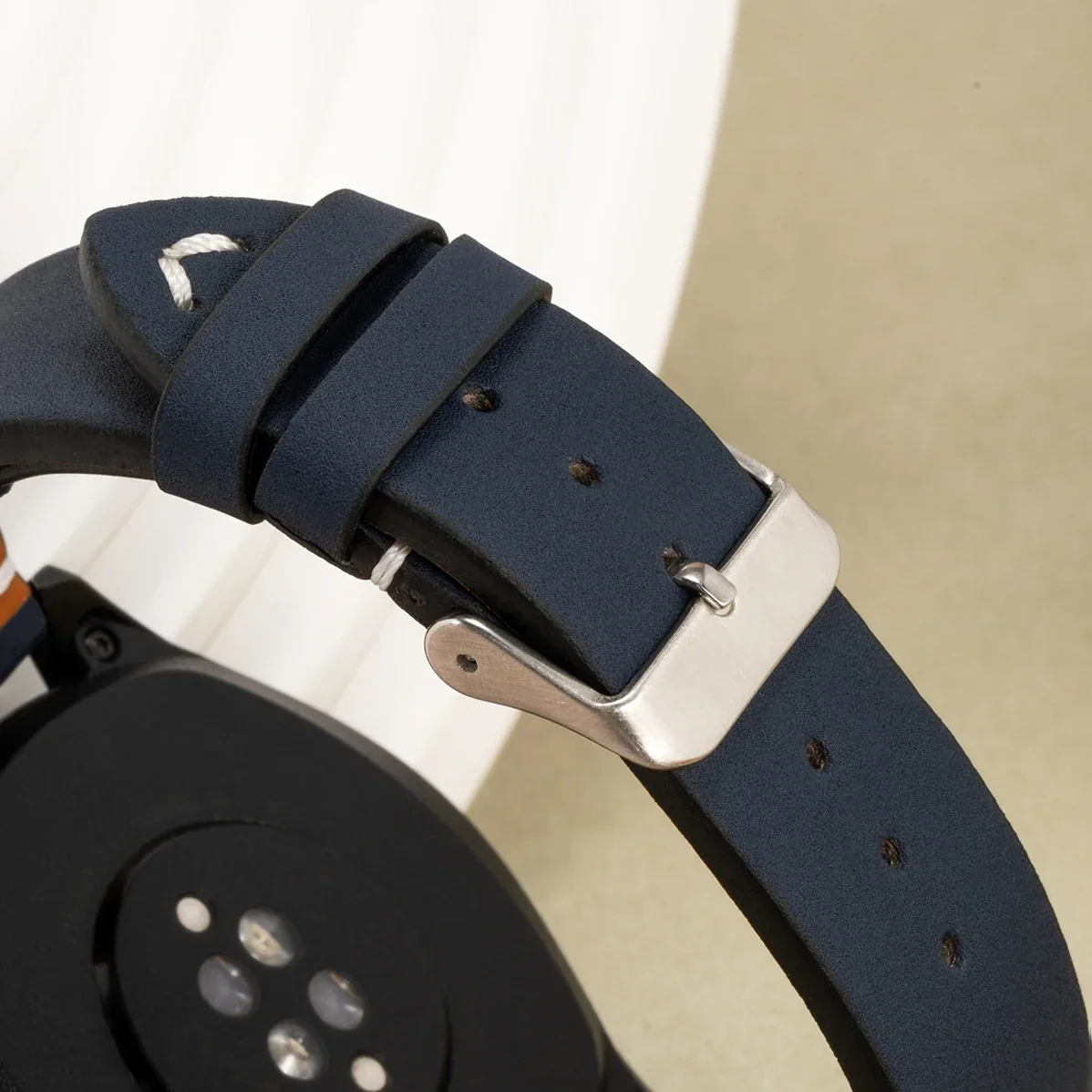 Vintage Leather Watch Strap with Handmade Stitching and Quick Release - 20mm/22mm
