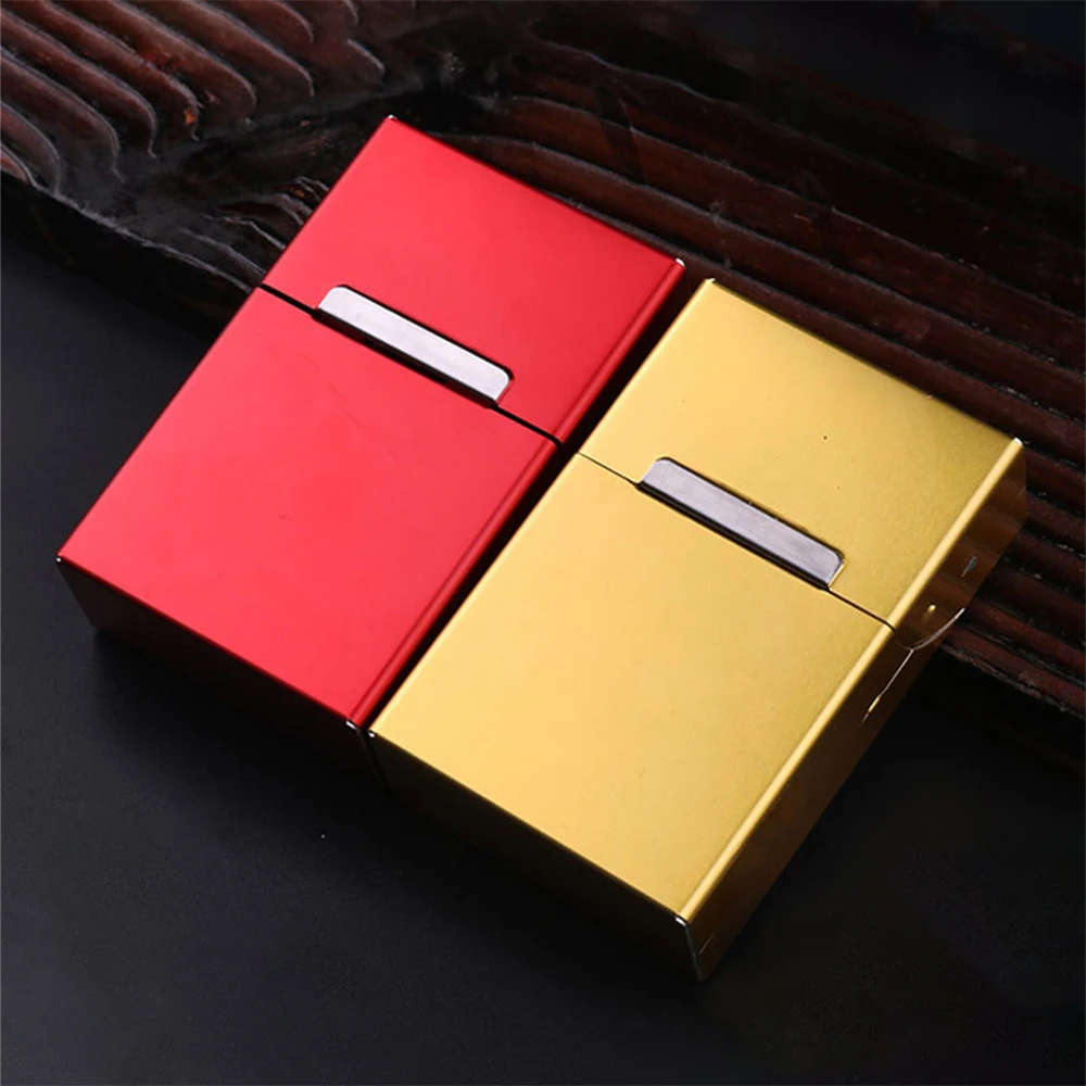 Sleek Metal Tobacco Cigarette Case for Men - Durable and Stylish Holder