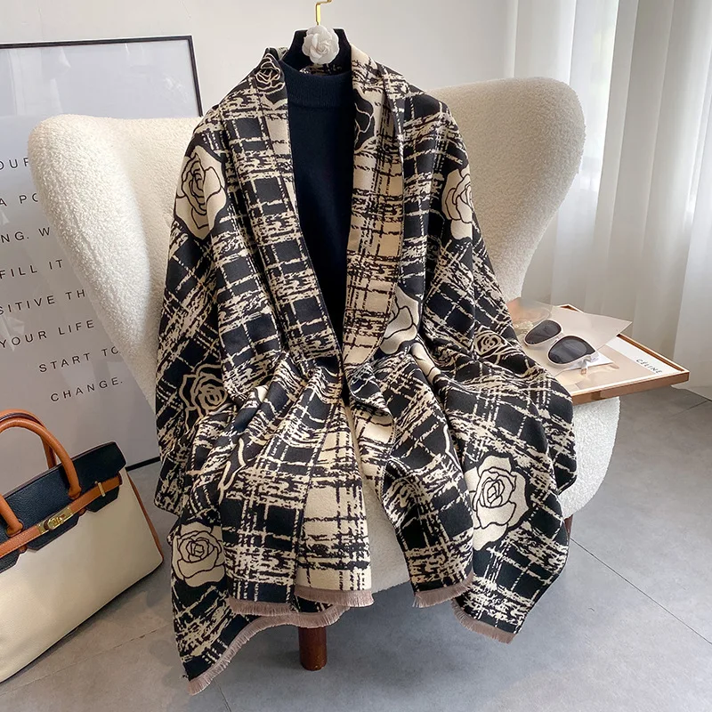 

2024 Women's Fall/Winter New Small Fragrant Camellia Double-sided Cashmere Scarf Women's Large Size Warm Luxury Shawl Scarf