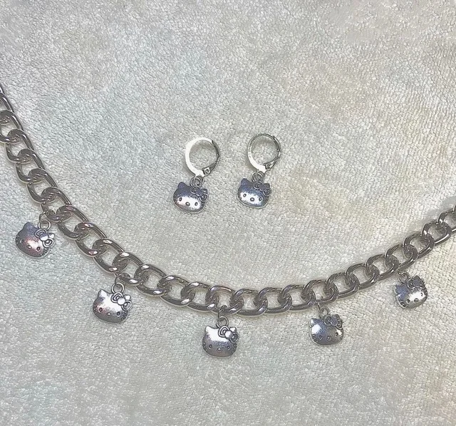 Sanrio Kawaii Hello Kitty Jewelry Hoop Ear Studs with Korean Earrings Loop Earrings for Women Luxury Party Accessories Kuromi 4