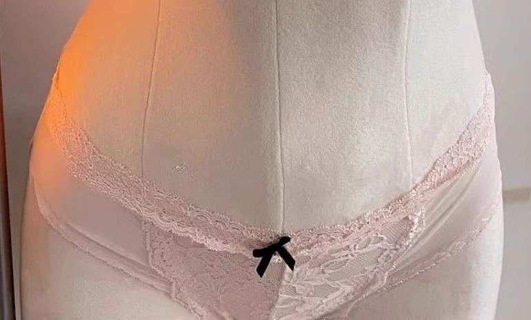 Panty-Free-Pink